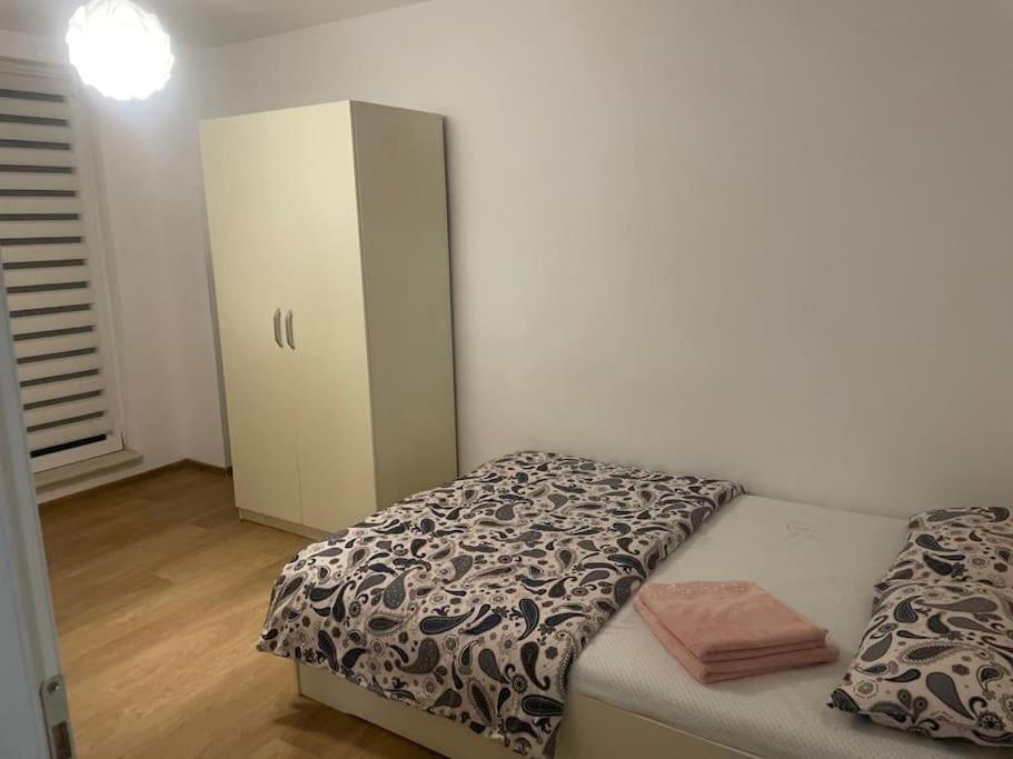 Apartament Cluj Флорешть Екстер'єр фото